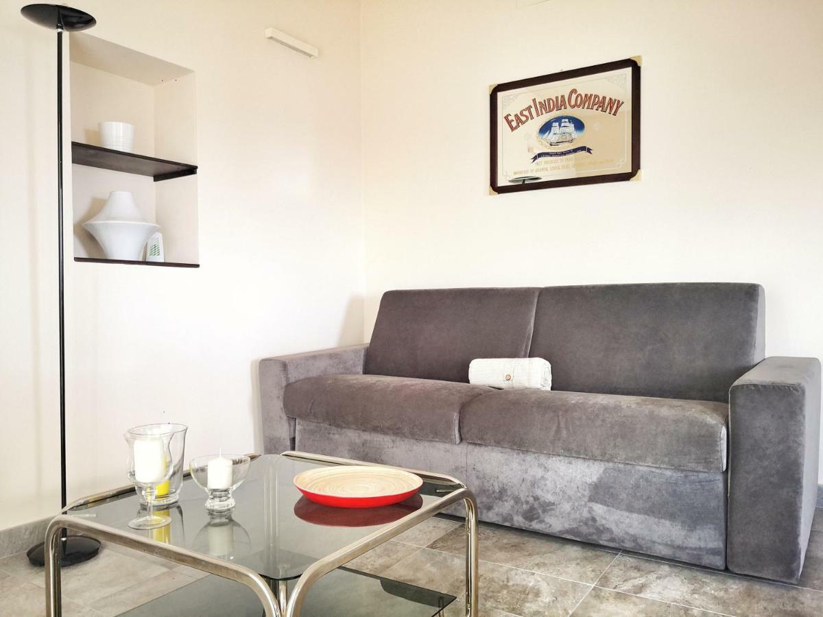 Appartamento Deluxe Con Terrazza Sul Mare 萨沃纳 外观 照片